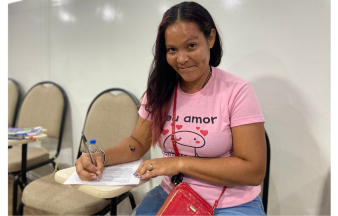 Samarys tem se capacitado para abrir uma marca própria de roupas íntimas. Foto: ONU Mulheres Brasil/Lairyne Silva