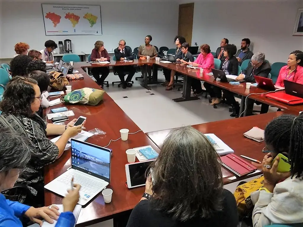 Agências da ONU lembram 1 ano de sala de situação para combate ao zika no Brasil