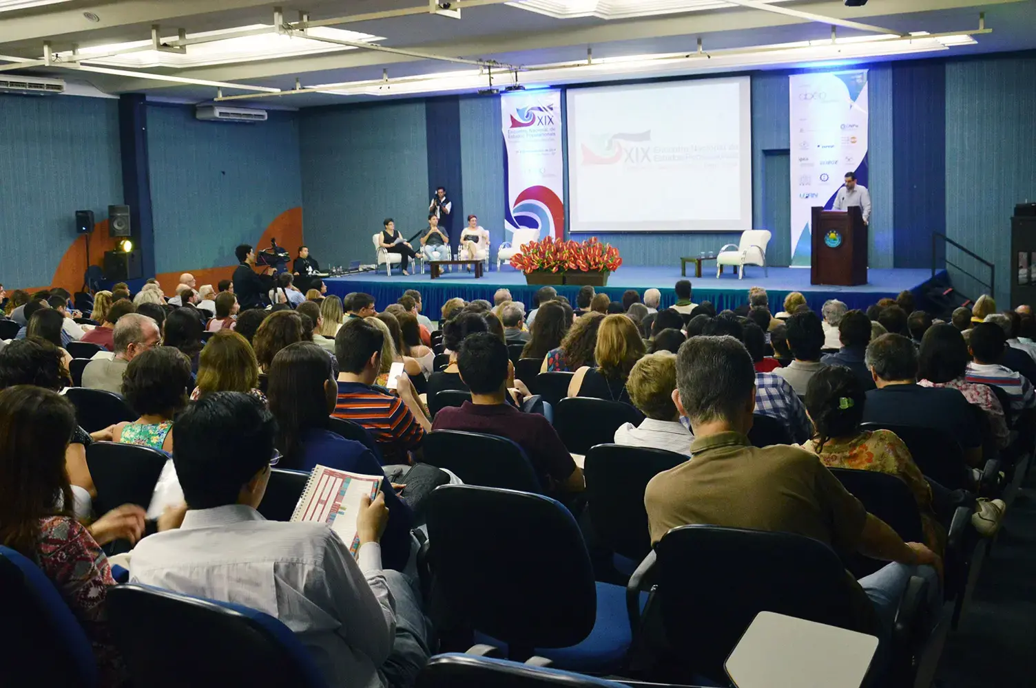 Encontro sobre Estudos Populacionais discute governança e bem-estar