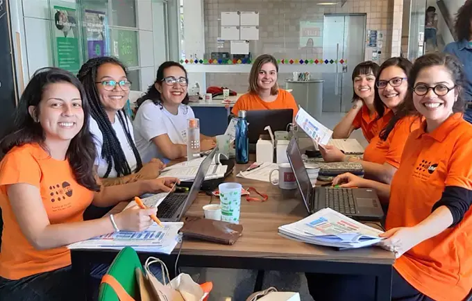 Equipe de assistentes do UNFPA Brasil é certificada em curso para gestão de projetos