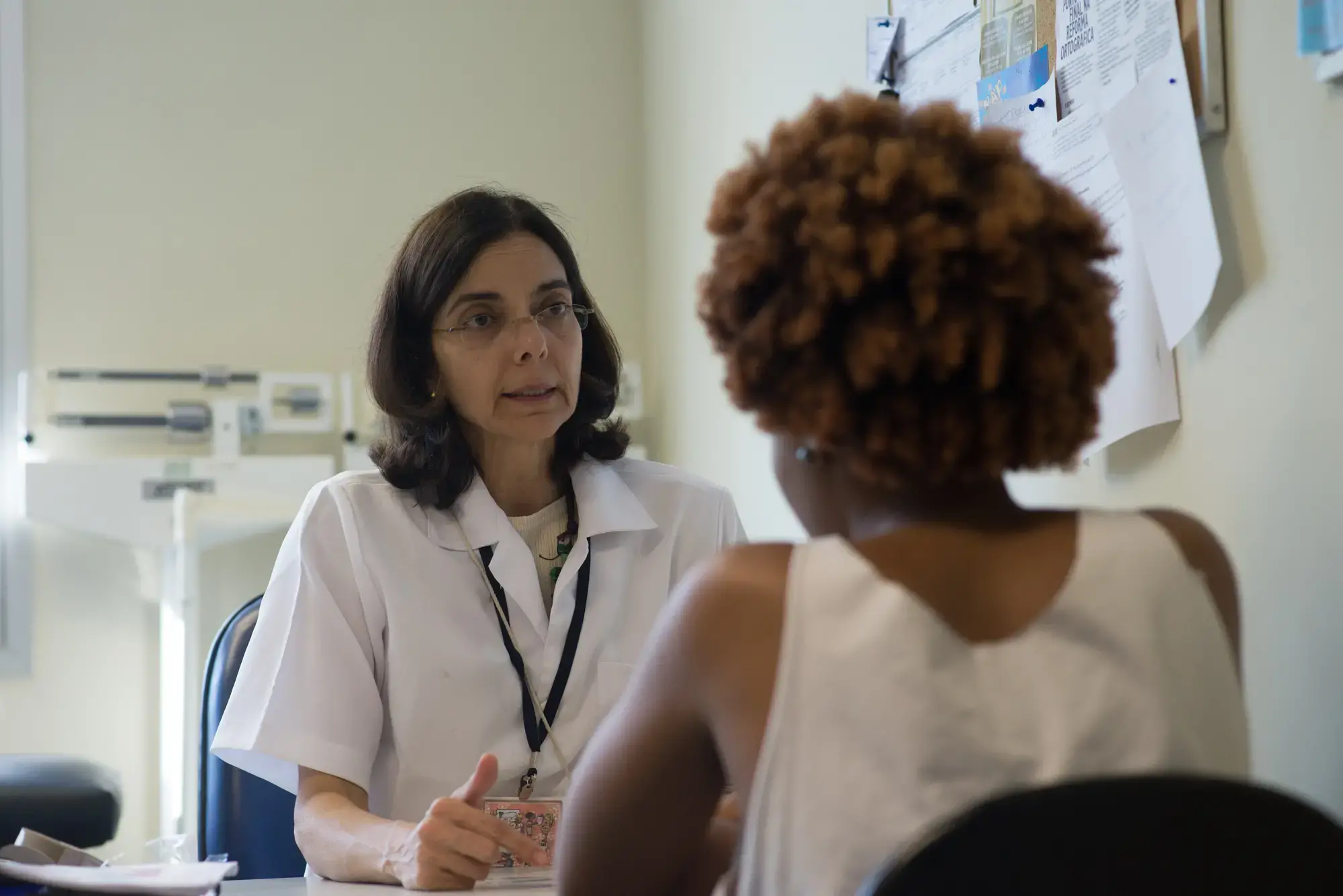 Investimento em serviços de saúde reprodutiva, informação e empoderamento de meninas é fundamental para prevenir gravidez precoce