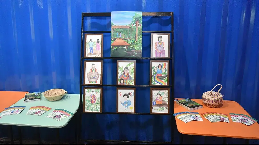 UNFPA organiza exposição com obras de artista do povo Warao em Roraima