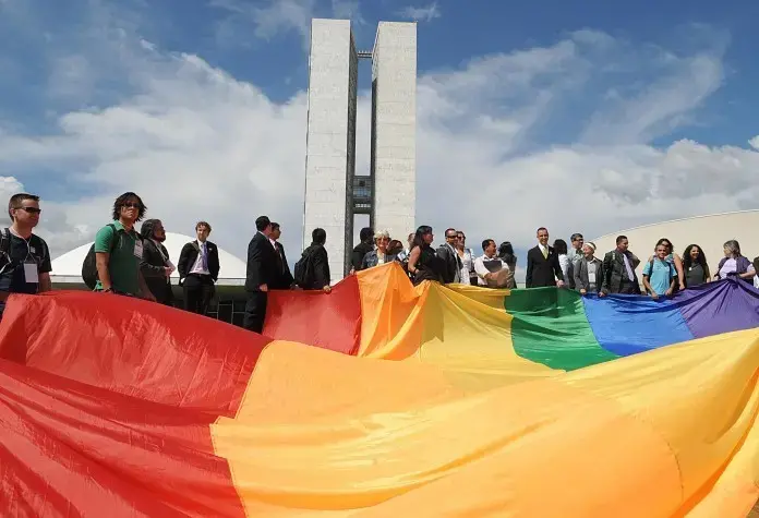 Brasil: ONU está preocupada com projeto de lei que define conceito de família