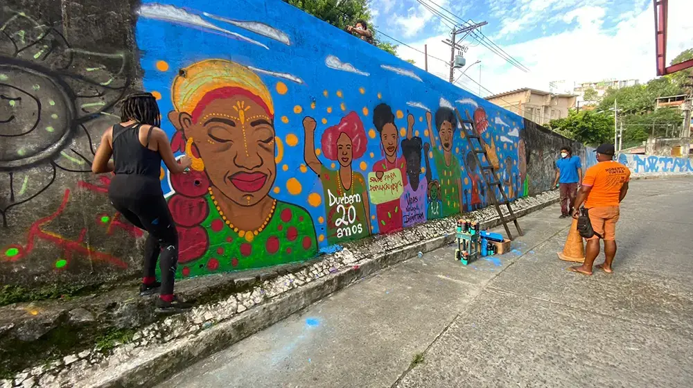 Oficinas de grafite com jovens da periferia de Recife e Salvador são realizadas em celebração aos 20 anos da Conferência de Durban