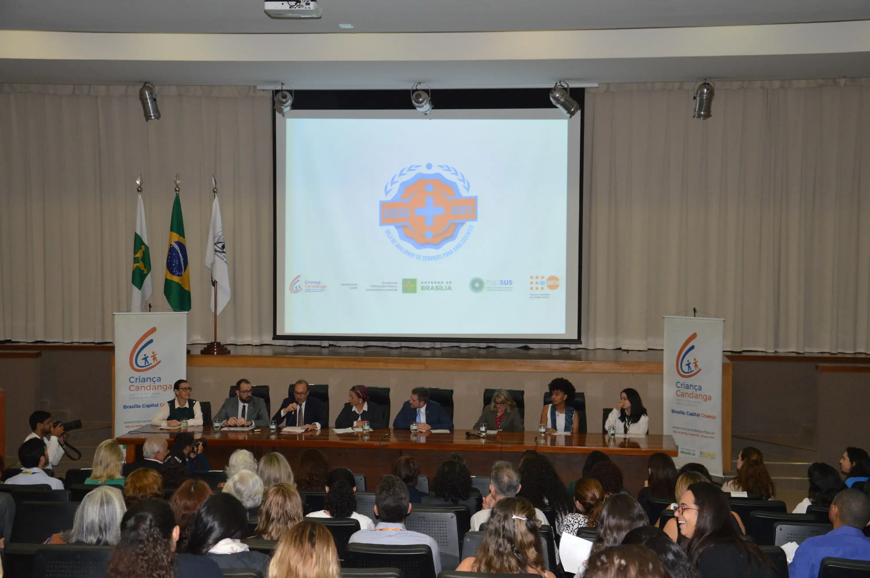 Governo do DF e UNFPA assinam parceria para oferecer serviços de saúde adequados a adolescentes